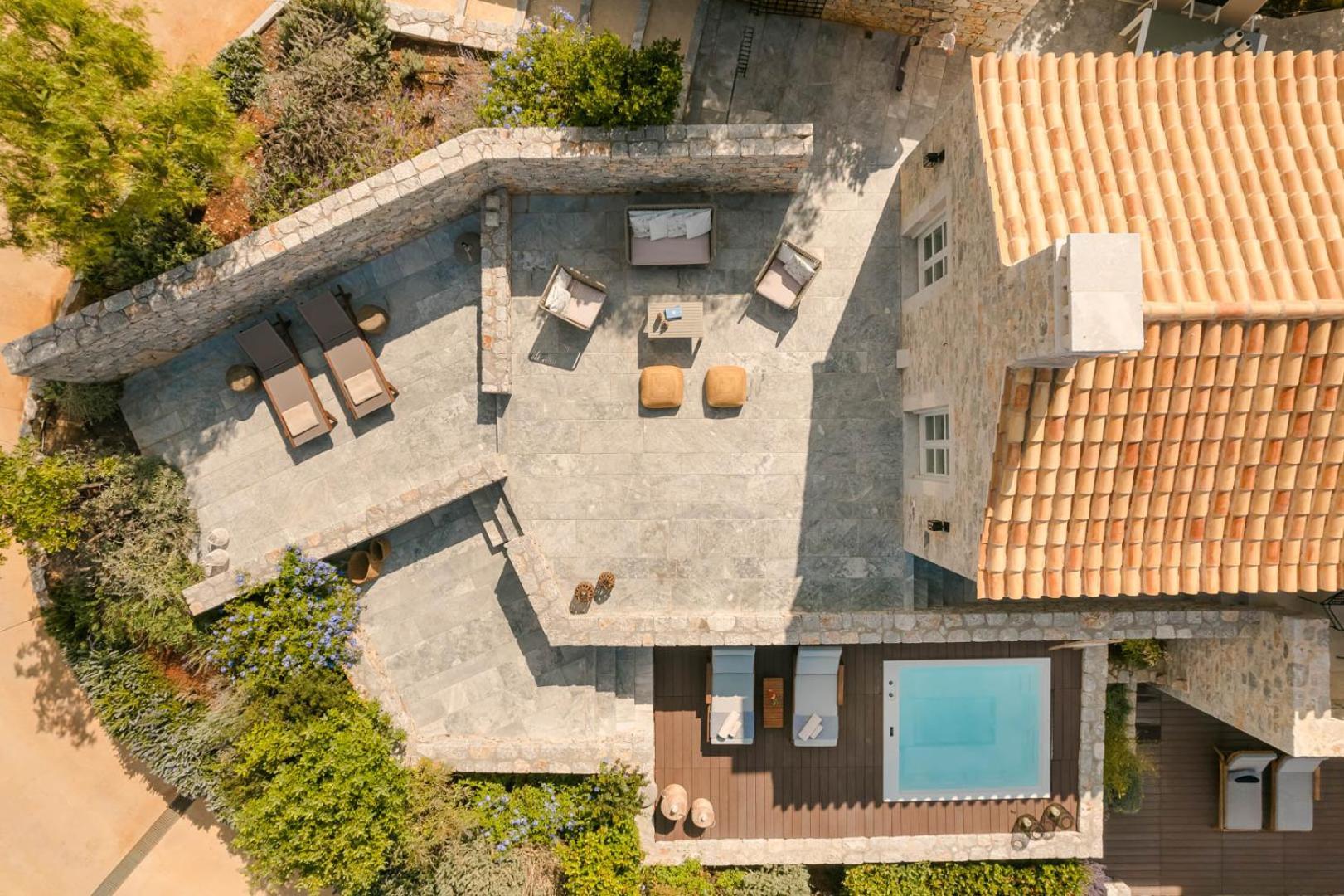 Aria Estate Suites & Spa Areopoli Exterior photo